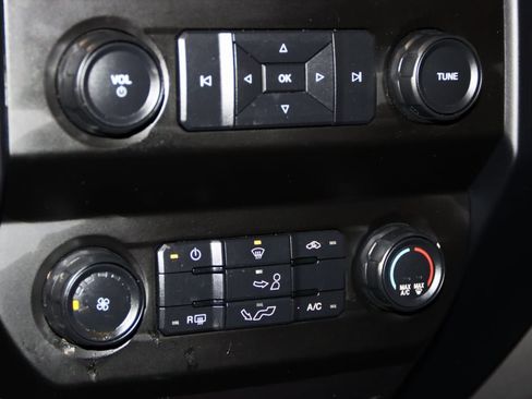 Used 2018 Ford F150 XL w/ Trailer Tow Package w/101A image 38