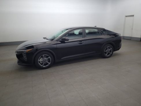 Used 2025 Kia K4 FWD image 2