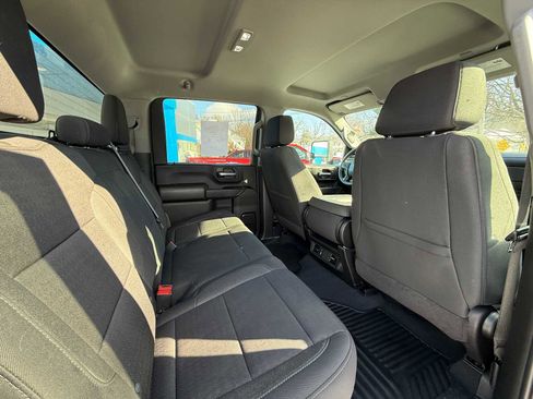 Used 2024 Chevrolet Silverado 2500 Custom w/ Custom Value Package image 28