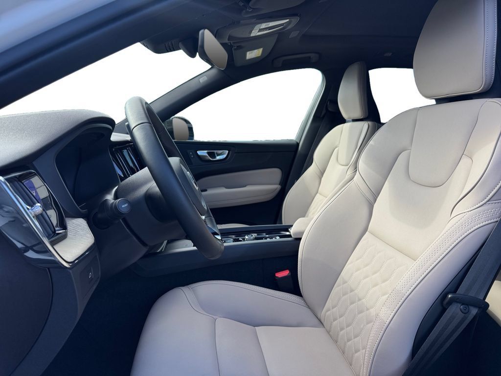 Certified 2026 Volvo XC60 B5 Plus AWD/4WD image 13