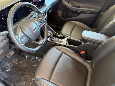 Used 2024 Buick Encore GX Sport Touring AWD/4WD image 7