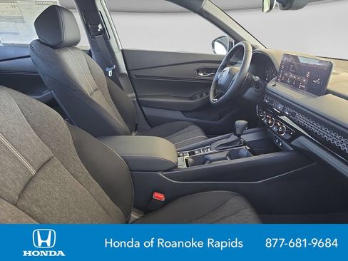 New 2026 Honda Accord Sport image 17