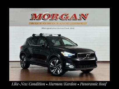 Used 2024 Volvo XC40 B5 Ultimate w/ Climate Package