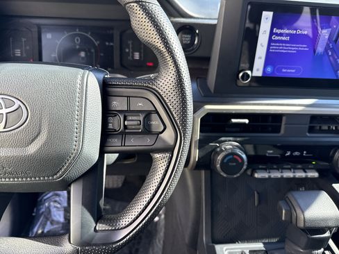 Used 2025 Toyota Tacoma 2WD Double Cab image 20