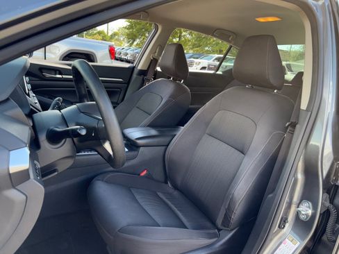 Used 2022 Nissan Altima 2.5 SV AWD/4WD image 30