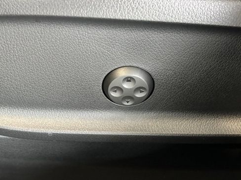 Certified 2025 Mercedes-Benz GLA 250 GLA 250 image 25