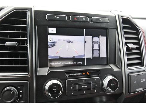 Used 2020 Ford F150 Lariat w/ Equipment Group 502A Luxury AWD/4WD image 20