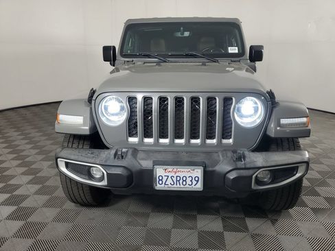 Used 2021 Jeep Wrangler Unlimited Sahara AWD/4WD image 9