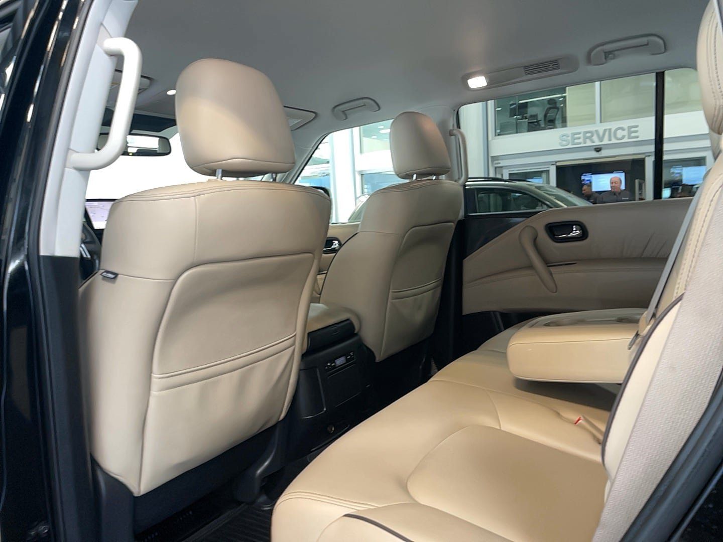 Used 2023 Nissan Armada SV w/ Cargo Package AWD/4WD image 14