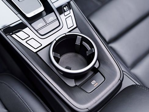 Used 2024 Porsche 911 Targa 4 GTS w/ Premium Package image 78