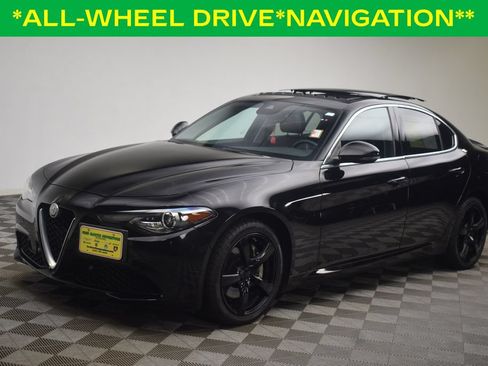 Used 2019 Alfa Romeo Giulia Ti AWD/4WD image 3