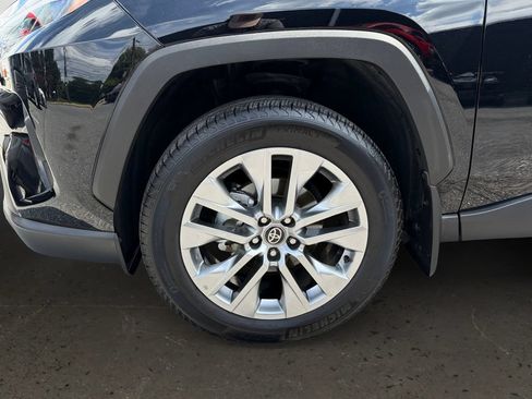 Certified 2025 Toyota RAV4 XLE Premium AWD/4WD image 27