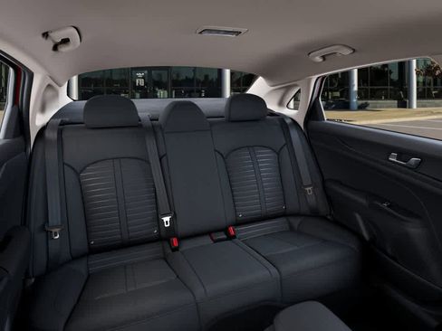 New 2025 Kia K5 LXS image 16