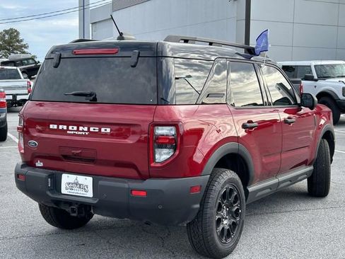 Used 2025 Ford Bronco Sport Badlands AWD/4WD image 3