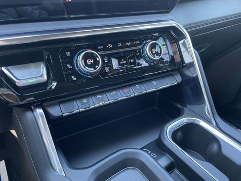 Used 2024 GMC Sierra 2500 Denali w/ Denali Reserve Package image 22