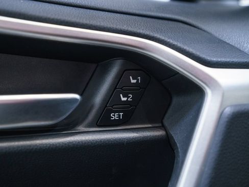 Used 2023 Toyota RAV4 XLE Premium AWD/4WD image 20