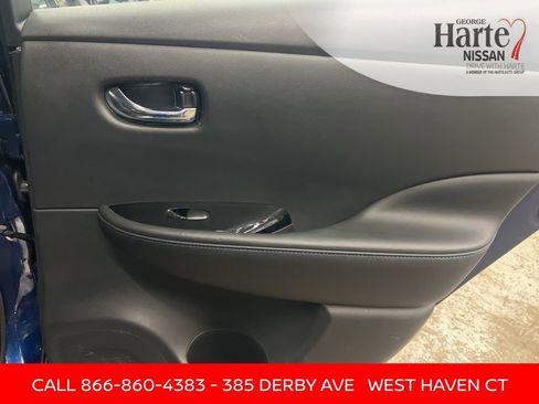 Used 2022 Nissan Leaf SL Plus image 32