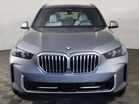 Used 2024 BMW X5 xDrive40i w/ Parking Assistance Package image 11