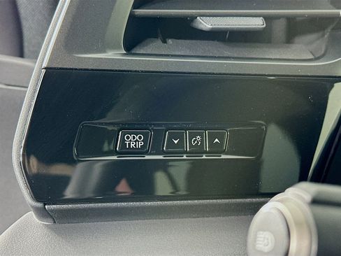 Used 2024 Lexus RZ 450e Premium w/ Accessory Package (Z1) image 10