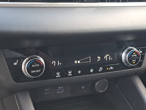 Used 2024 Mitsubishi Outlander SE FWD image 22