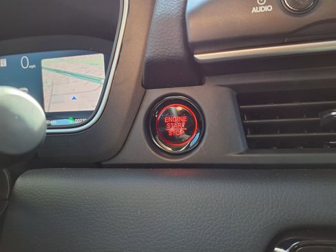 Certified 2026 Honda Pilot EX-L image 11