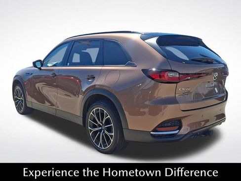 Used 2025 MAZDA CX-70 Plug-In Hybrid w/ Premium Pkg AWD/4WD image 4