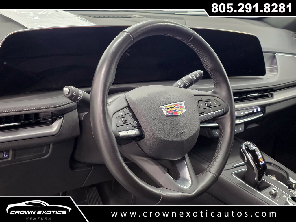 Used 2025 Cadillac XT4 Premium Luxury w/ Cold Weather Package FWD image 24
