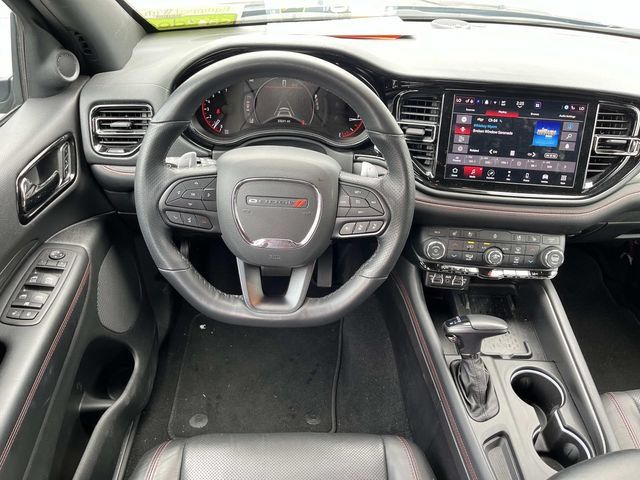 Used 2025 Dodge Durango GT AWD/4WD image 12