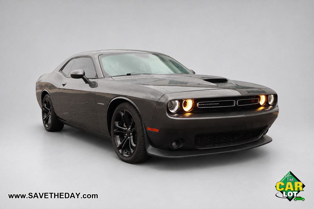 Used 2022 Dodge Challenger R/T RWD image 10