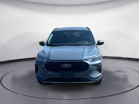 Used 2023 Ford Escape ST-Line FWD image 2