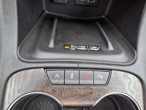 Used 2020 GMC Acadia Denali w/ LPO, Floor Liner Package AWD/4WD image 10