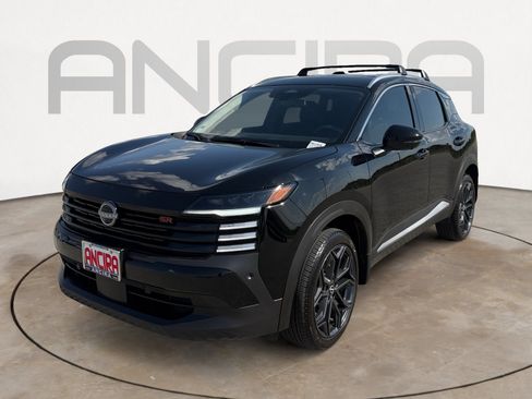 Used 2026 Nissan Kicks SR FWD image 7