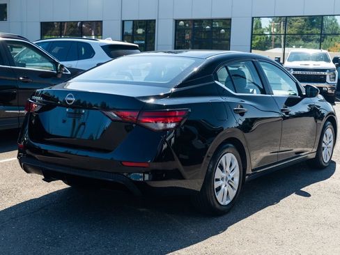 Used 2024 Nissan Sentra S FWD image 6