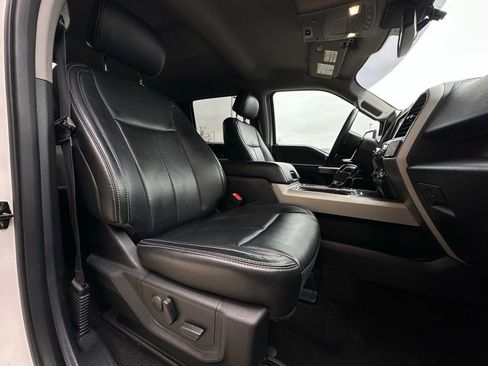 Used 2019 Ford F150 Lariat w/ Equipment Group 501A Mid image 25