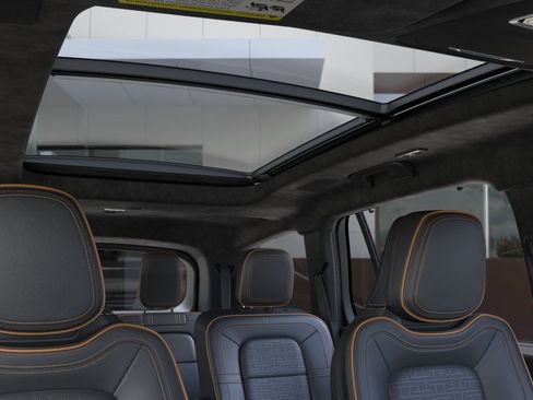 New 2026 Lincoln Aviator Black Label w/ Jet Appearance Package AWD/4WD image 22