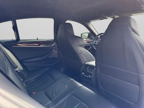 Used 2021 BMW M5 w/ Executive Package image 32