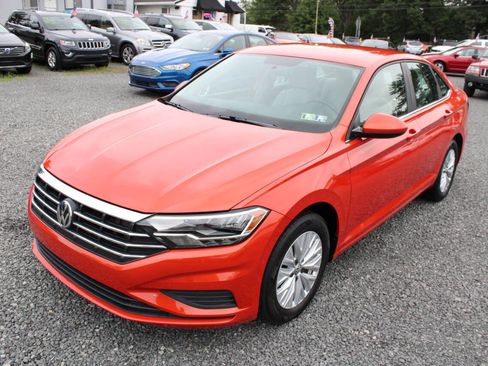 Used 2019 Volkswagen Jetta S w/ Driver Assistance Package image 2