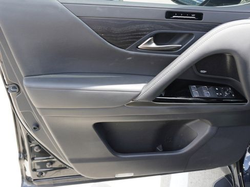 Used 2024 Lexus LX 600 4WD w/ Interior Upgrade Package image 13