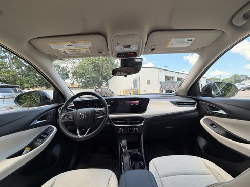 Used 2024 Buick Encore GX Preferred w/ Comfort Package FWD image 26