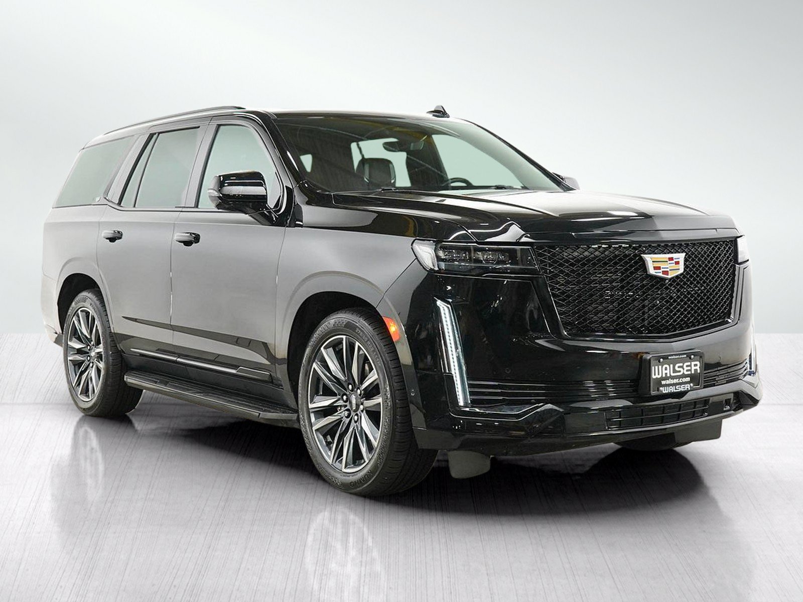 Used 2022 Cadillac Escalade Sport Platinum w/ Heavy-Duty Trailer Package AWD/4WD image 7
