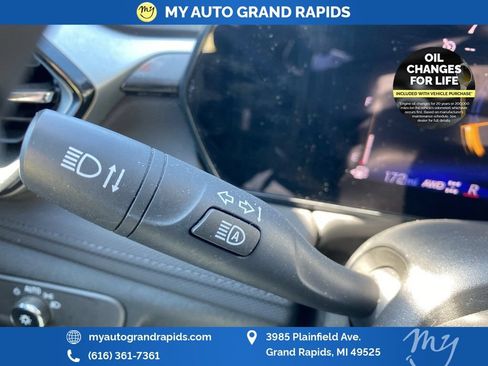 Used 2024 Chevrolet TrailBlazer LT AWD/4WD image 32