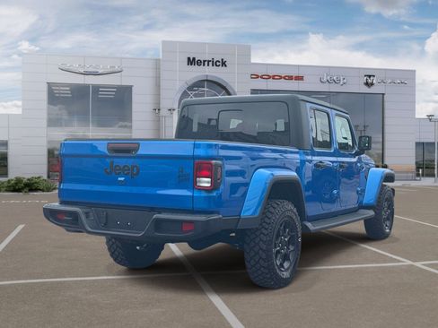 Used 2023 Jeep Gladiator Sport AWD/4WD image 6