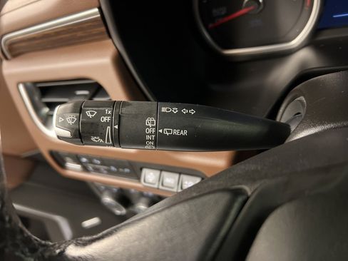 Used 2021 Chevrolet Suburban High Country image 18