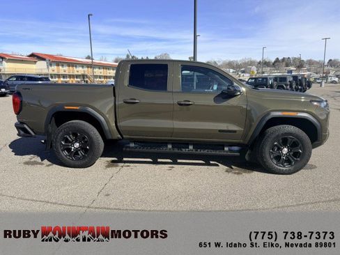 Used 2024 GMC Canyon Elevation w/ Convenience Package image 8