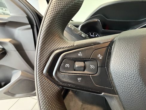 Used 2023 Chevrolet TrailBlazer LT w/ Convenience Package FWD image 11