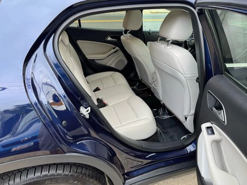 Used 2018 Mercedes-Benz GLA 250 4MATIC image 18