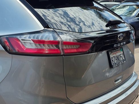 Used 2021 Ford Edge ST-Line w/ Class II Trailer Tow Package AWD/4WD image 10