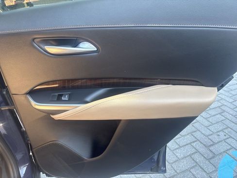 Certified 2025 Cadillac XT4 Premium Luxury image 32