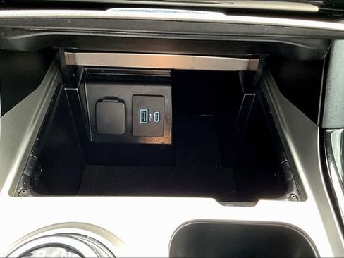 Used 2022 Ford Explorer ST AWD/4WD image 15
