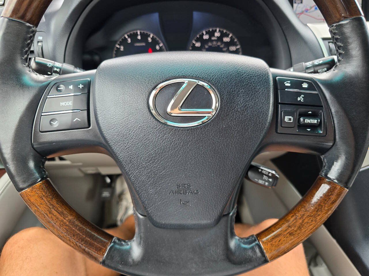 Used 2012 Lexus RX 350 AWD w/ Premium Pkg image 19